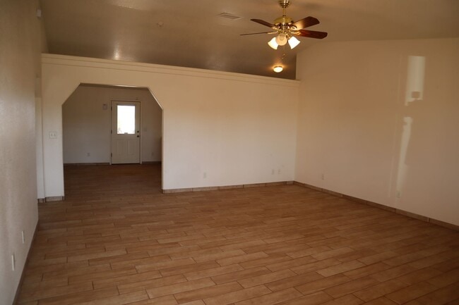 Building Photo - Hear The Songbirds Sing!