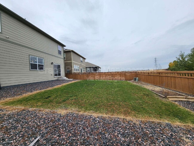 Building Photo - 508 Ledge St