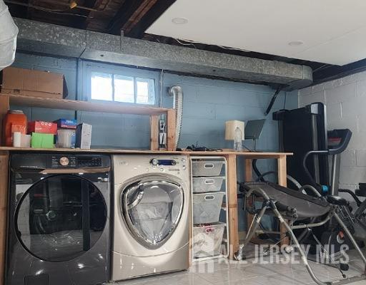 Building Photo - 1925 Verona Ave