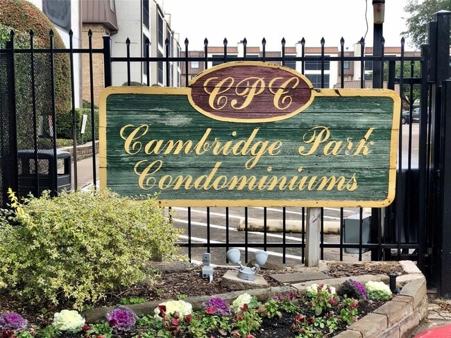 Building Photo - 11450 Audelia Rd