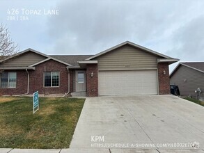 Building Photo - 426 Topaz Ln