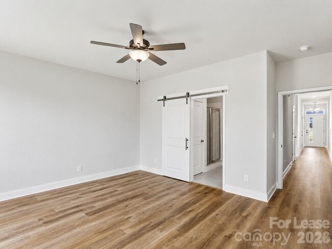 Building Photo - 343 Gray Dr