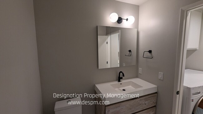 Building Photo - 2 BR 2 BA Condo Glassell Park NELA