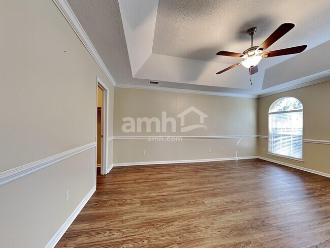 Building Photo - 602 Majestic Oak Dr