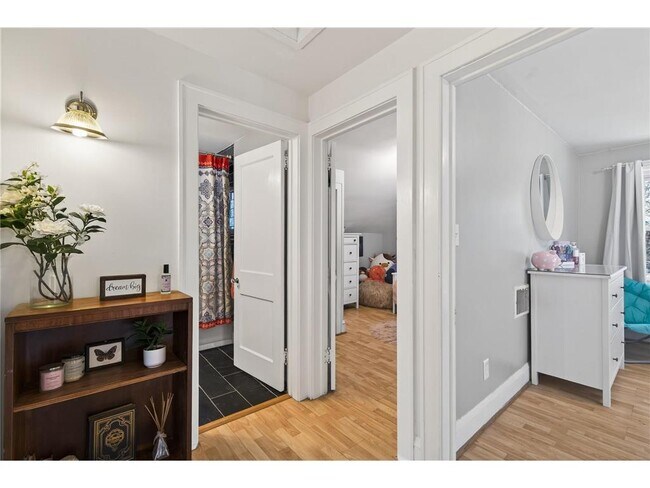 Building Photo - 1628 Princeton