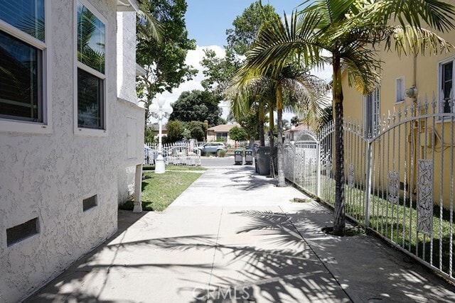 Building Photo - 2920 Los Flores Blvd