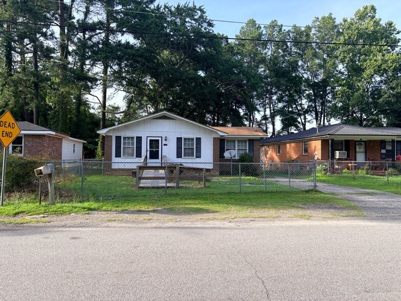 Building Photo - 1115 Patterson St
