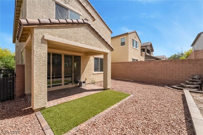 Building Photo - 155 Volti Subito Way