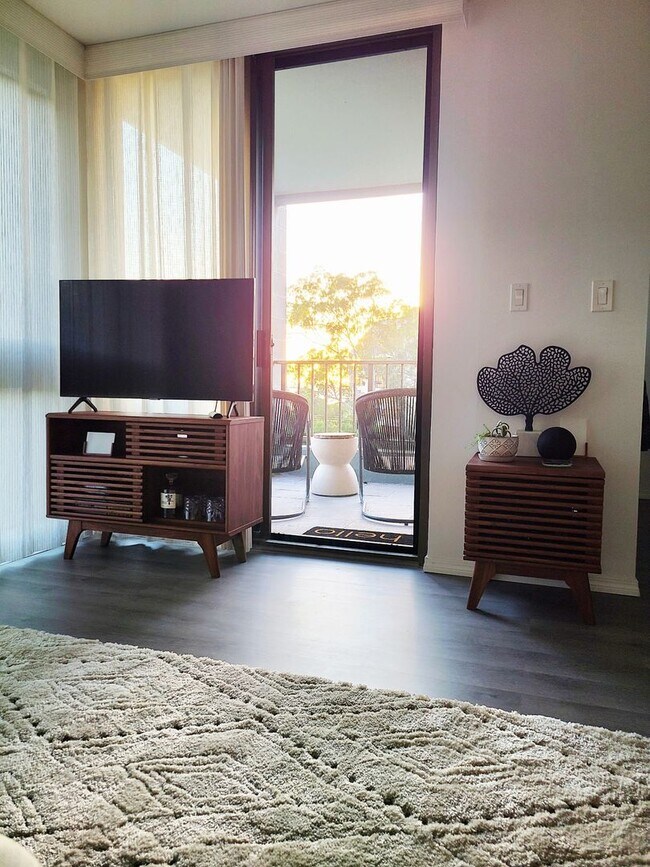 Building Photo - KAHANA MANOR 1BD 1 BA OCEAN VIEW AVAILABLE 12/1/25 FOR 1 YR. TERM