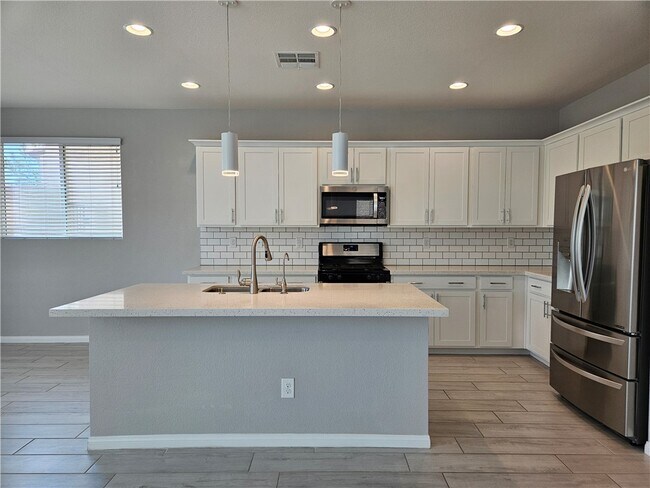 Building Photo - 9853 Fisher Bay Ct