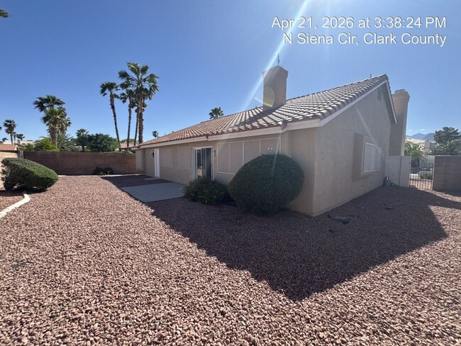 Building Photo - Remodeled Single Story, 4 Bedroom Home in Desert Shores