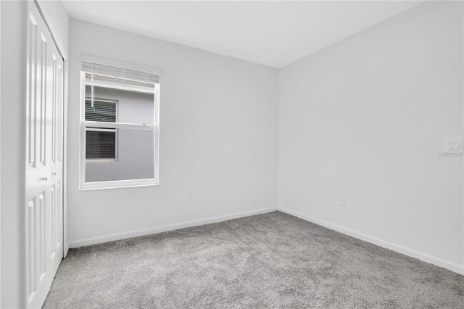 Building Photo - 2671 Armstrong Ave