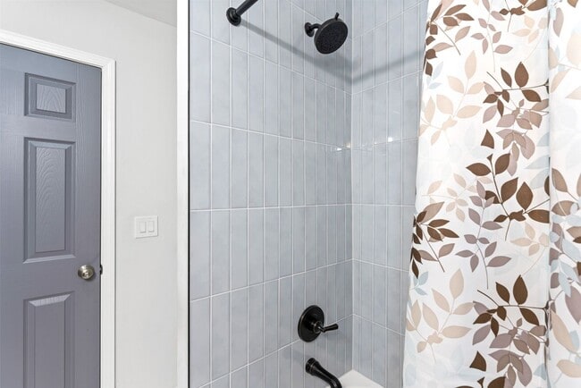 Building Photo - 1326 Stella Cir SW