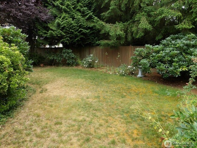 Building Photo - 3Bd/2.5Ba Bothell Townhouse