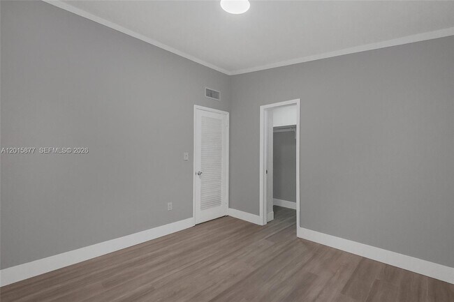 Building Photo - 12725 SW 80th Ave