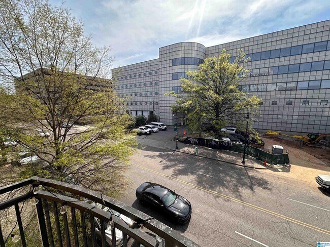 Building Photo - 2020 5th Ave S