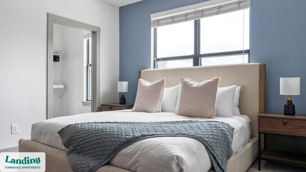 Building Photo - 930 Howell Mill Rd NW