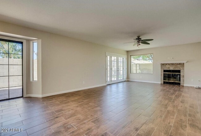 Building Photo - 12801 S 50th Way