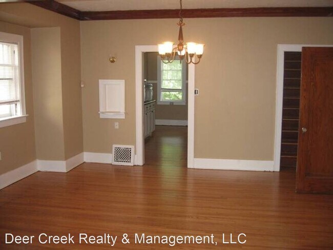Building Photo - 3 br, 1 bath House - 3039 Newport Ave