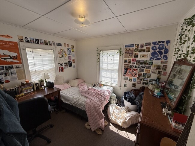 Building Photo - 121 Linden Ave