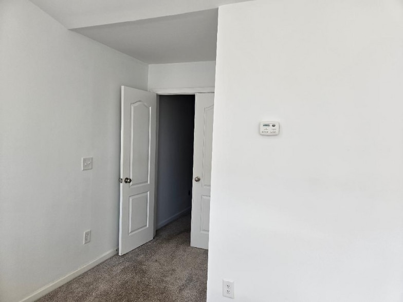Building Photo - 5535 Fairhaven Pl