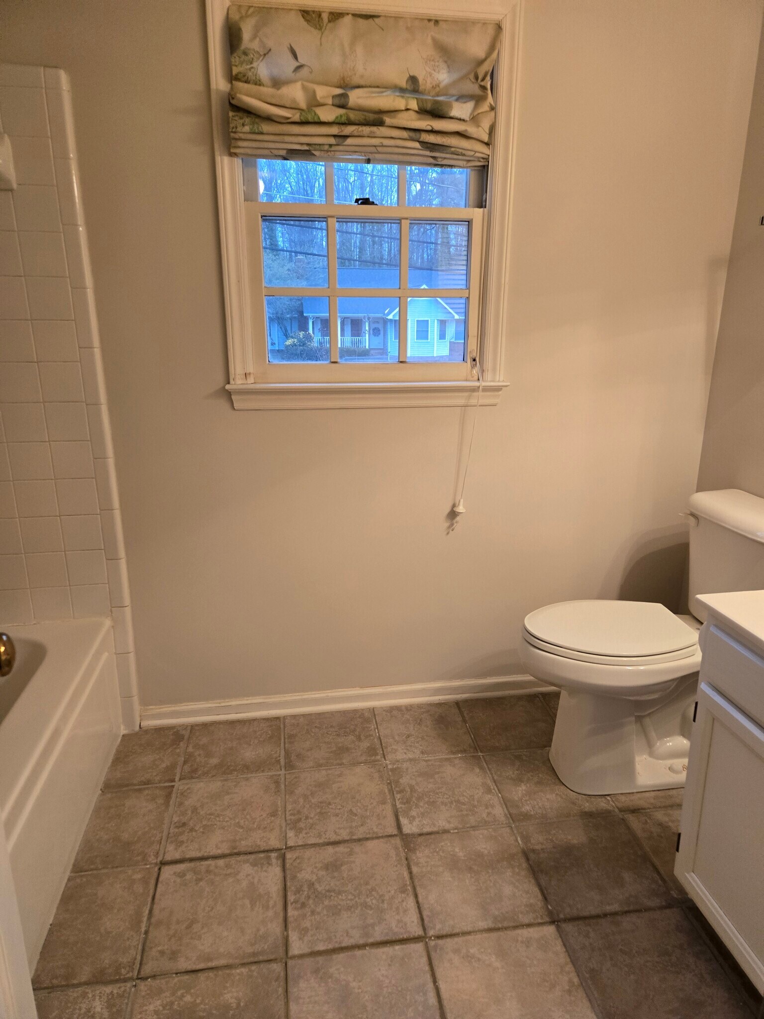 Building Photo - 11015 S Ford Rd