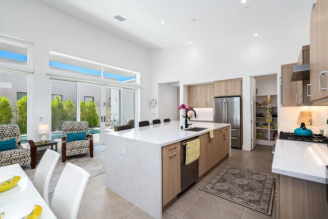 Building Photo - 845 Nugget Ln