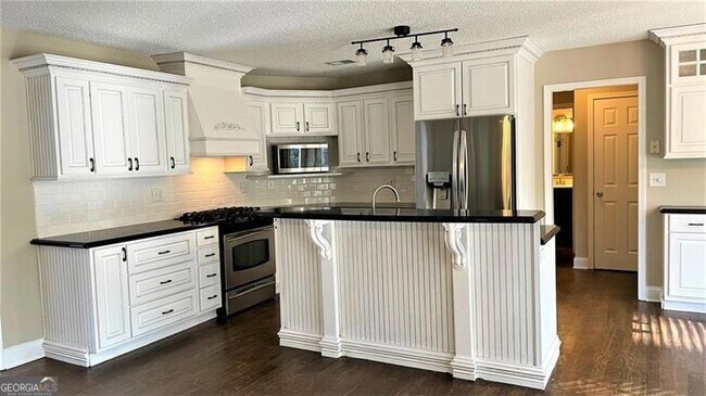 Building Photo - 416 Carmain Ln