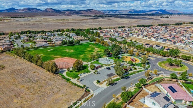 Building Photo - 574 Feeder St