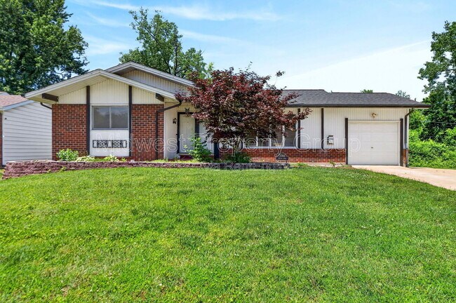 Building Photo - 2765 Chelsea Dr