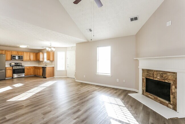 Building Photo - 260 Toffee Ct