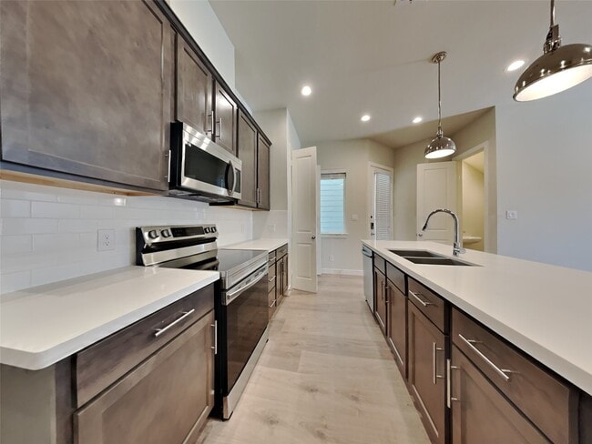 Building Photo - 5740 Paul Quinn St