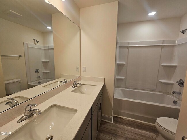 Building Photo - 48 Bloodroot St