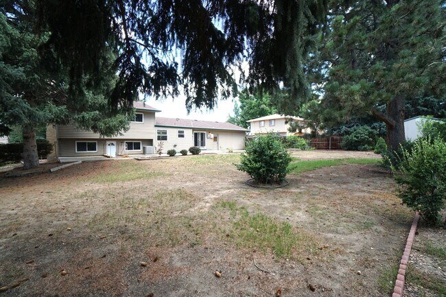 Building Photo - 5007 Alta Loma Rd