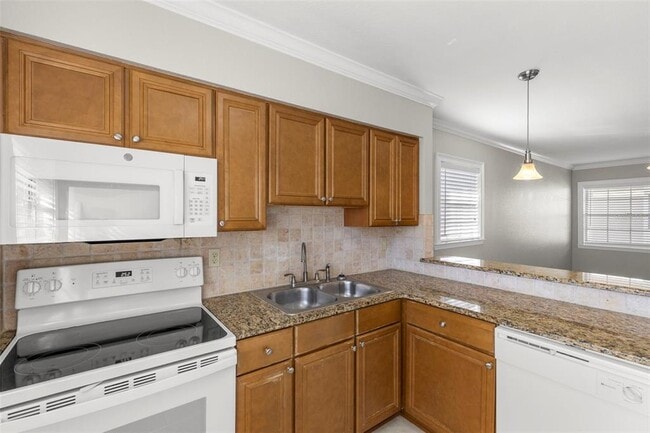 Building Photo - 2207 S Carolina Ave