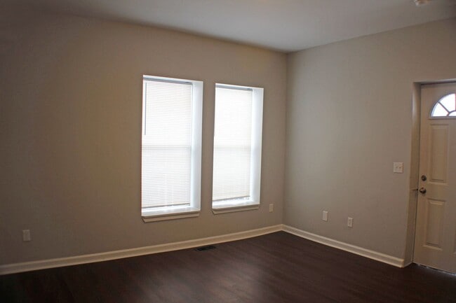 Building Photo - The Moore Townhouses
