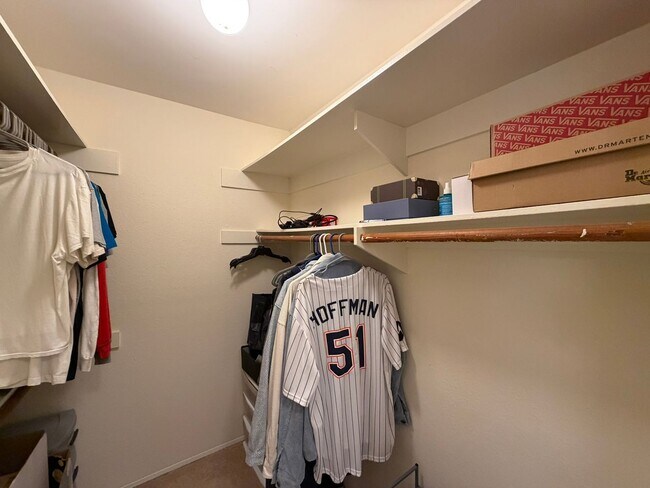 Building Photo - Light-Filled 1 Bed / 1 Bath Condo in UTC, San Diego – Skylights & Balcony