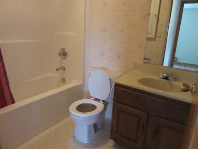 Building Photo - 3258 8th St