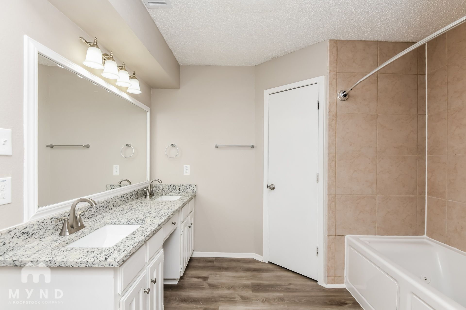 Building Photo - 5104 Red River Dr