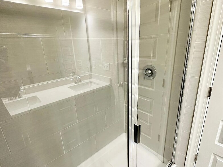 Building Photo - 1772 Morningtide Ln NE