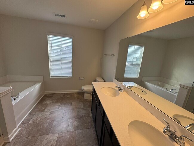 Building Photo - 417 Eclipse Ln