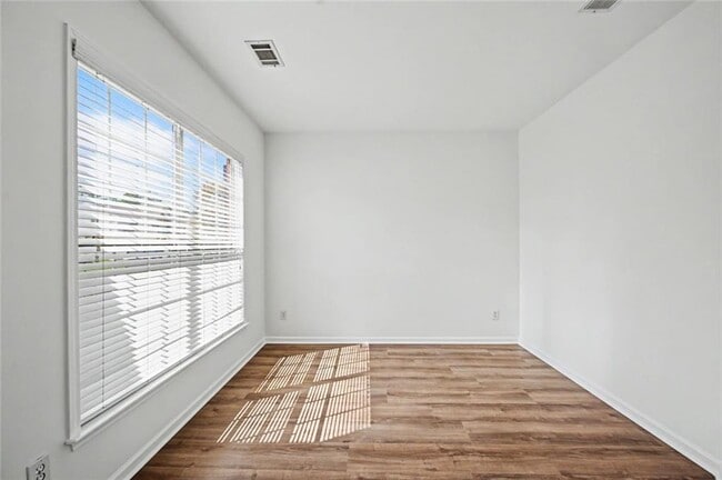 Building Photo - 8330 Grenadier Trail