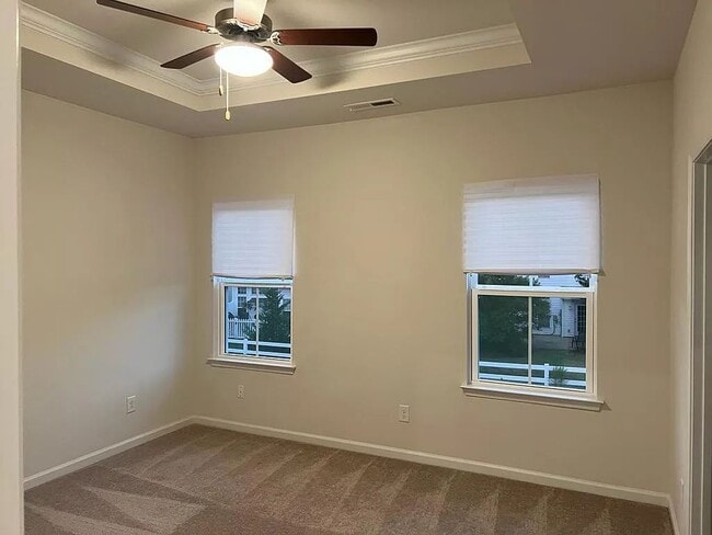 Building Photo - 2596 Grantham Place Dr