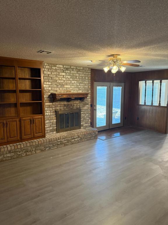 Building Photo - 1812 W Liberty Ave