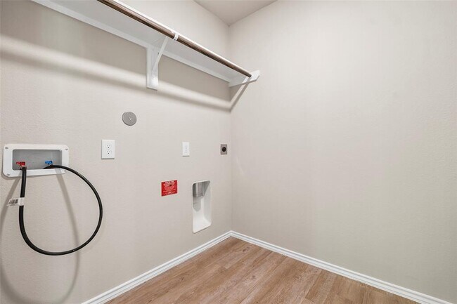 Building Photo - 513 Bonnerville Ln