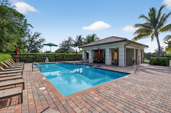 Building Photo - 2857 Bard St