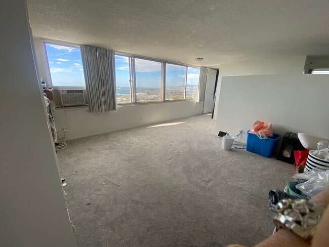 Building Photo - CPP 3102A