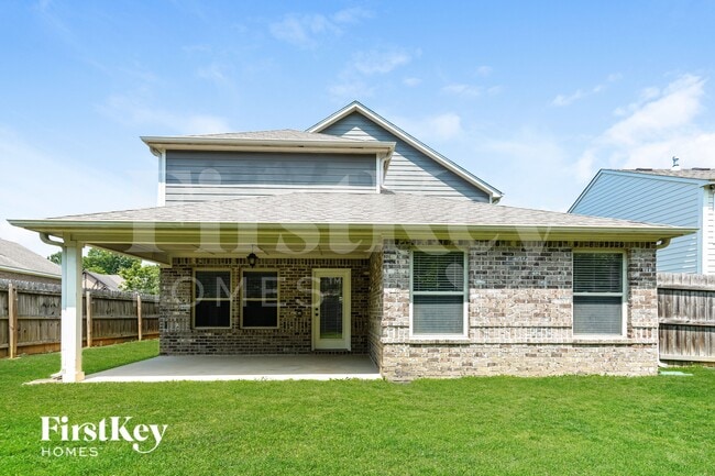Building Photo - 465 W Park Dr
