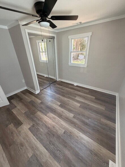 Building Photo - 3305 Burroughs St