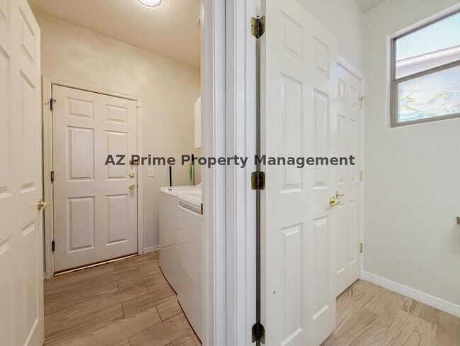 Building Photo - 14385 W Verde Ln